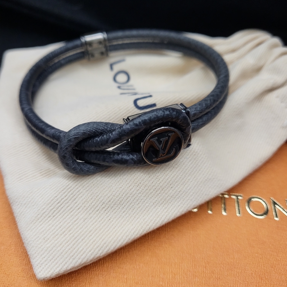 Authentic NIB Louis Vuitton Loop It Bracelet (Grafite LV Monogram w/ Silver)